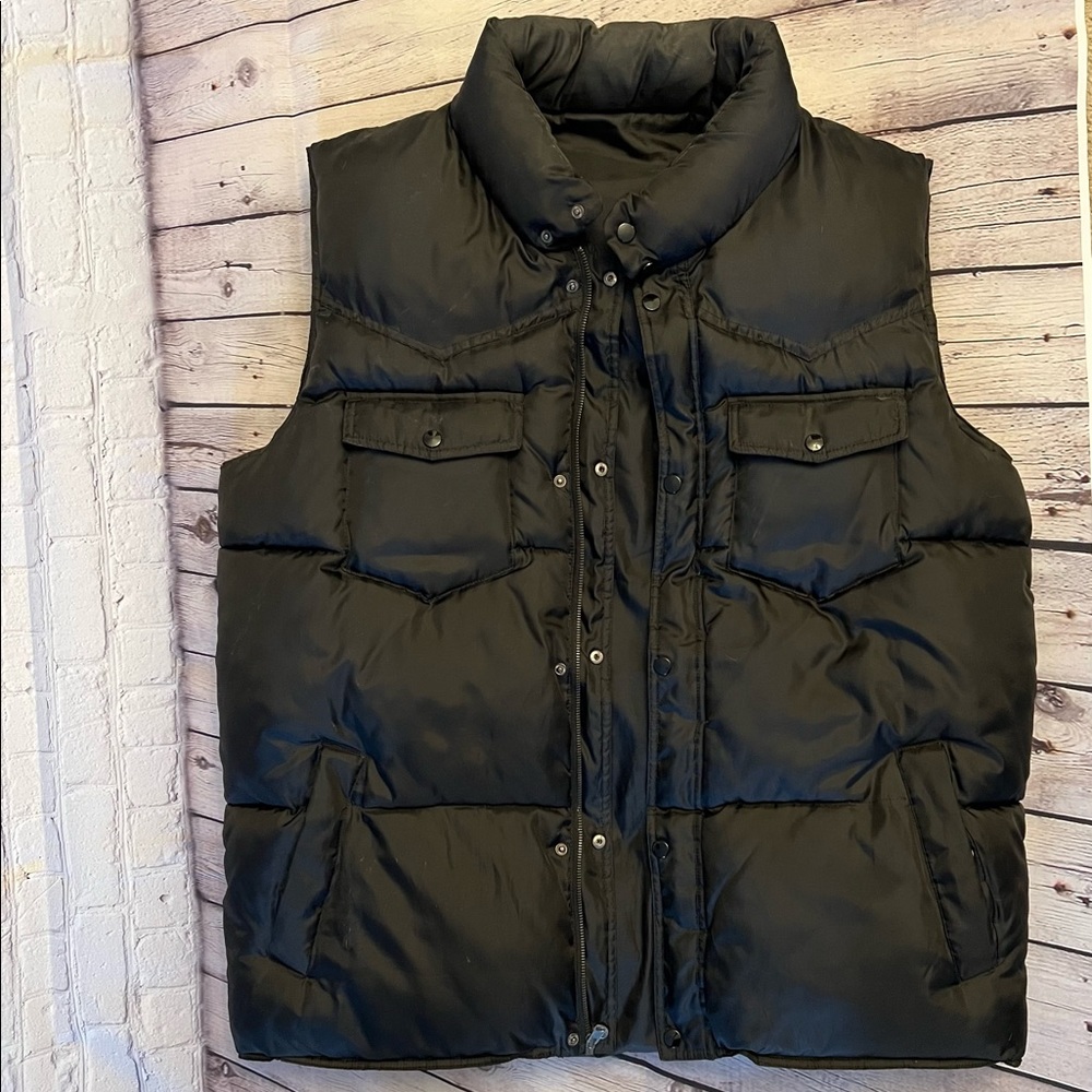 2XL mens winter vest. Like brand new. Super warm!!